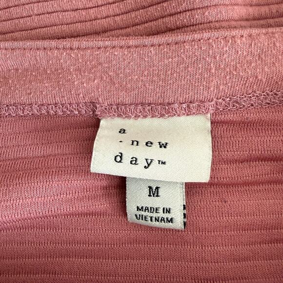A New Day Womens Long Sleeve Mauve Sweater Top Sz Med Casual Relaxed Comfy - Picture 4 of 11